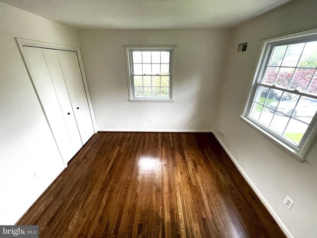 8410 BUCKHANNON DR, Potomac, MD 20854