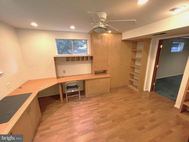 8410 BUCKHANNON DR, Potomac, MD 20854