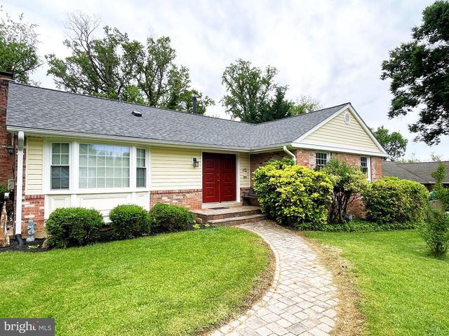 8410 BUCKHANNON DR, Potomac, MD 20854