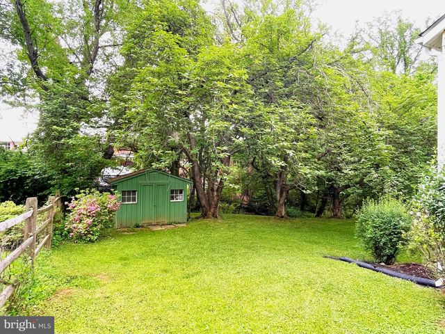 8410 BUCKHANNON DR, Potomac, MD 20854