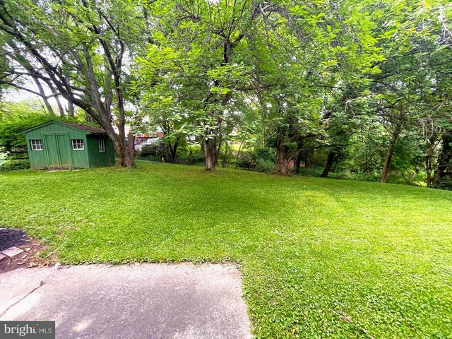 8410 BUCKHANNON DR, Potomac, MD 20854