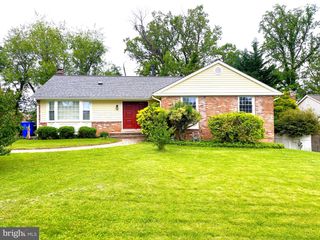 8410 BUCKHANNON DR, Potomac, MD 20854