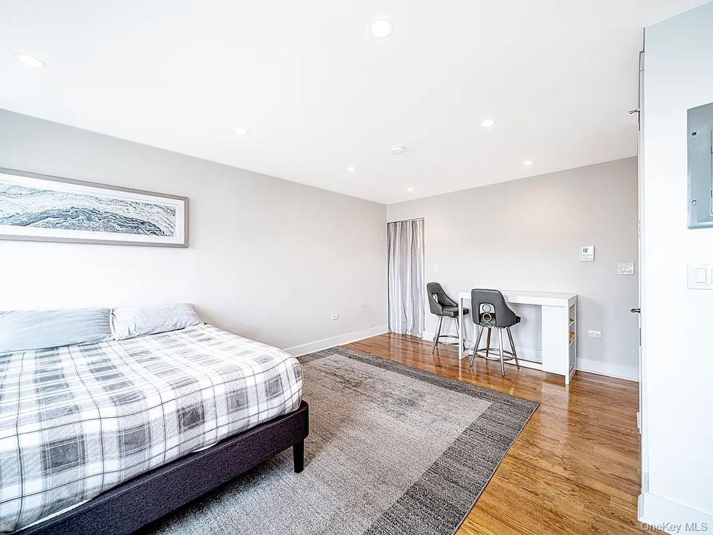 42-22 Ketcham D9, Elmhurst, NY 11373 — photo 4