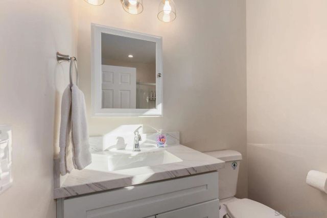 9431 W Lilac Rd, Escondido, CA 92026