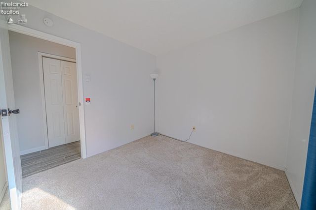 N 102 Pleasant Street, Norwalk, OH 44857