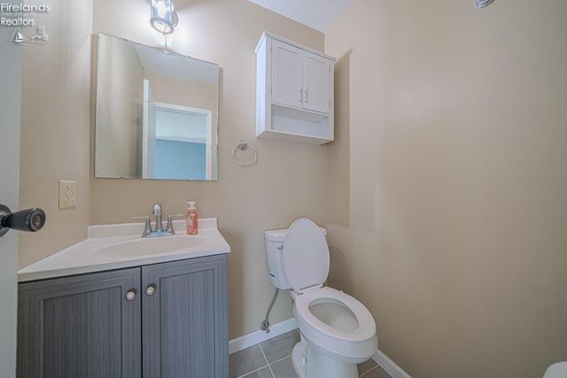 N 102 Pleasant Street, Norwalk, OH 44857