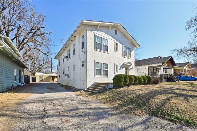 1215 S Quincy Avenue, Tulsa, OK 74120