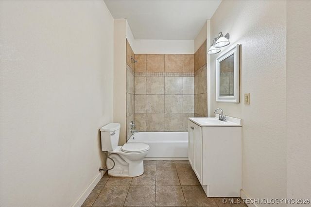 1215 S Quincy Avenue, Tulsa, OK 74120