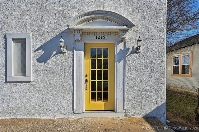 1215 S Quincy Avenue, Tulsa, OK 74120