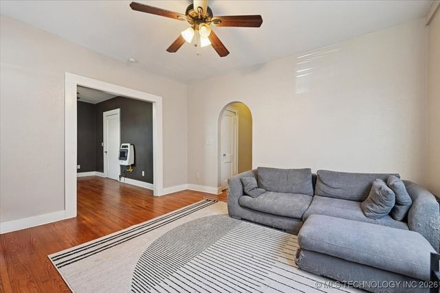 1215 S Quincy Avenue, Tulsa, OK 74120