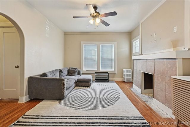 1215 S Quincy Avenue, Tulsa, OK 74120