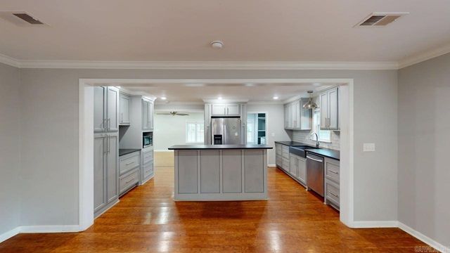 1923 Clifton Street, Conway, AR 72032