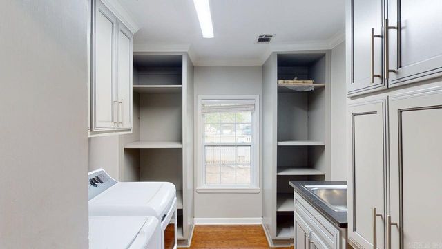 1923 Clifton Street, Conway, AR 72032