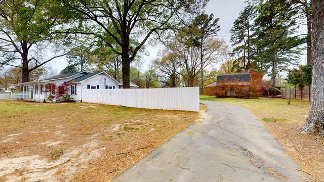 1923 Clifton Street, Conway, AR 72032