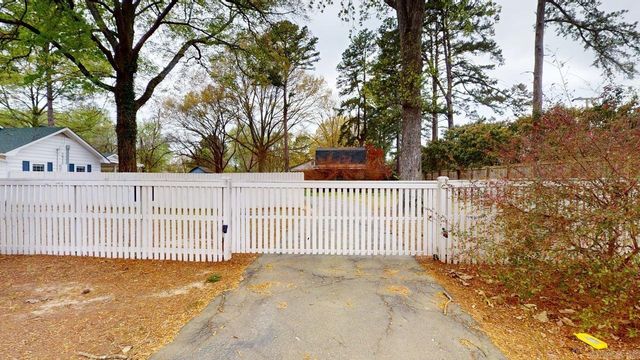 1923 Clifton Street, Conway, AR 72032
