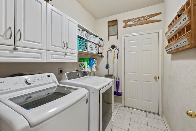 1210 Cambrian Park Court, Sugar Land, TX 77479