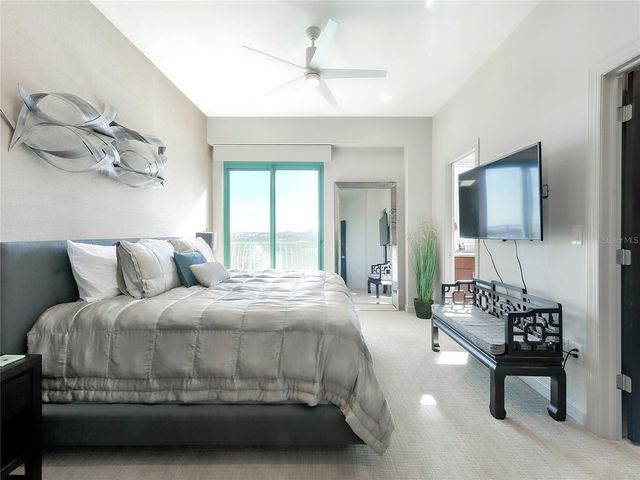 288 BEACH DRIVE NE 6A, St Petersburg, FL 33701