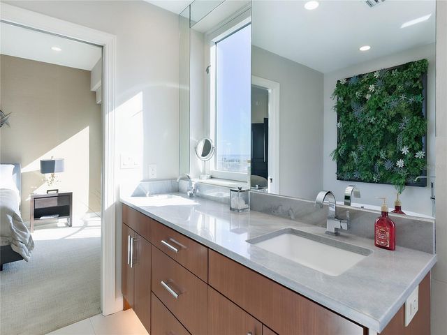 288 BEACH DRIVE NE 6A, St Petersburg, FL 33701