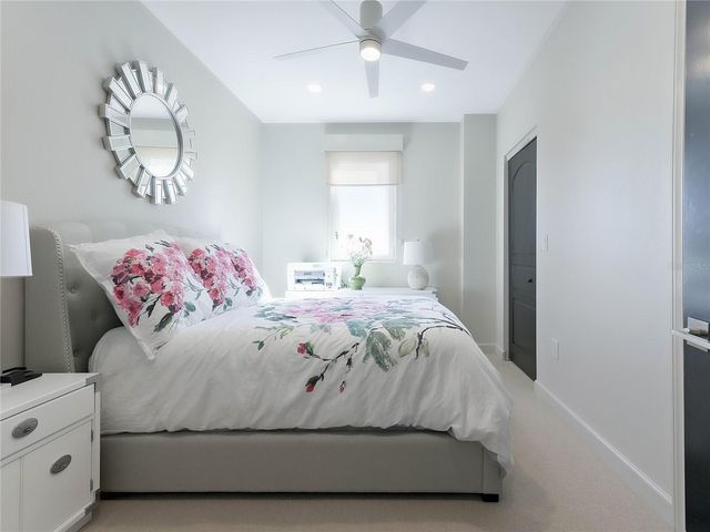 288 BEACH DRIVE NE 6A, St Petersburg, FL 33701