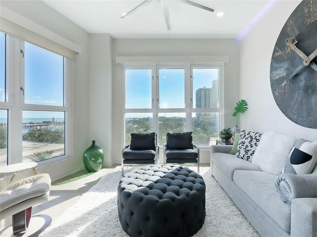 288 BEACH DRIVE NE 6A, St Petersburg, FL 33701