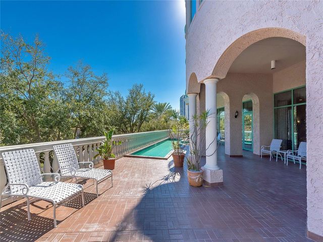 288 BEACH DRIVE NE 6A, St Petersburg, FL 33701