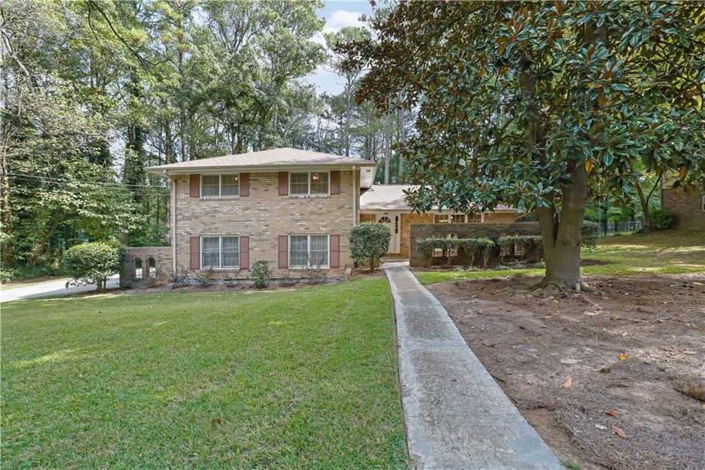 2292 Cambridge Street, Snellville, GA 30078