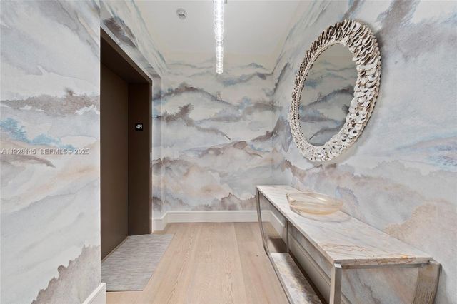 3581 E Glencoe St 403, Miami, FL 33133