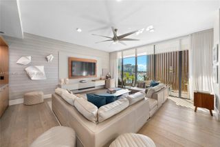 3581 E Glencoe St 403, Miami, FL 33133