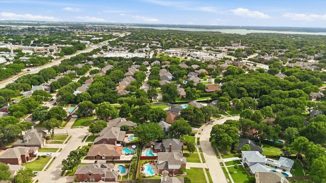 2504 Cornell Drive, Flower Mound, TX 75022