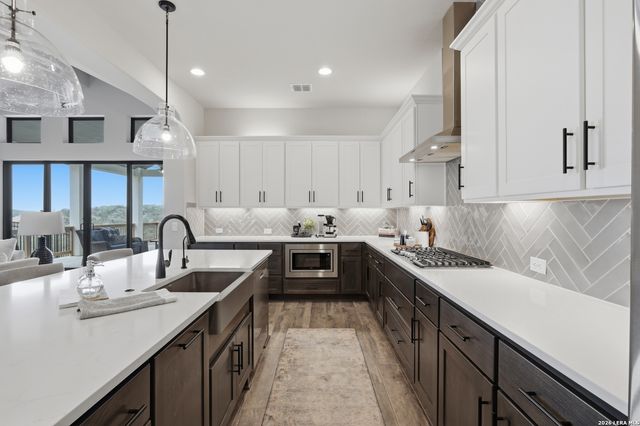 74 MONARCA BLVD, Boerne, TX 78006