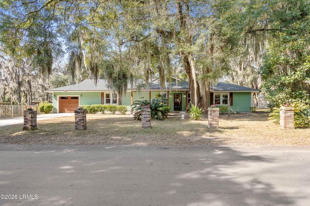1110 Hookstra Lane, Beaufort, SC 29902