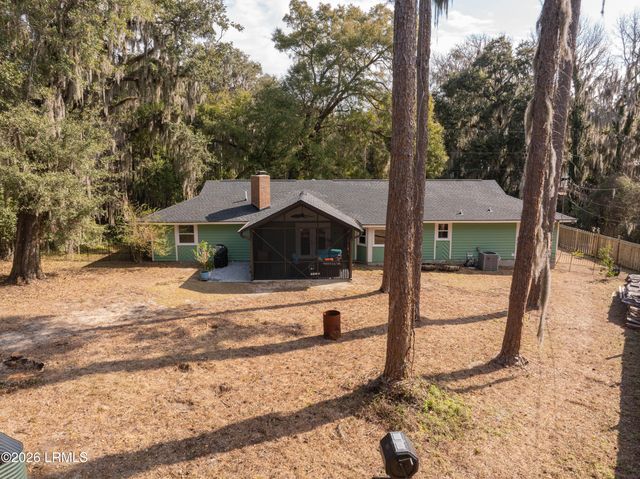 1110 Hookstra Lane, Beaufort, SC 29902