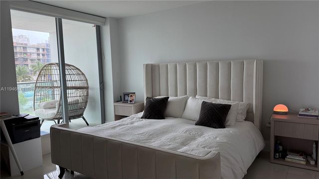 1133 102nd St 503, Bay Harbor Islands, FL 33154