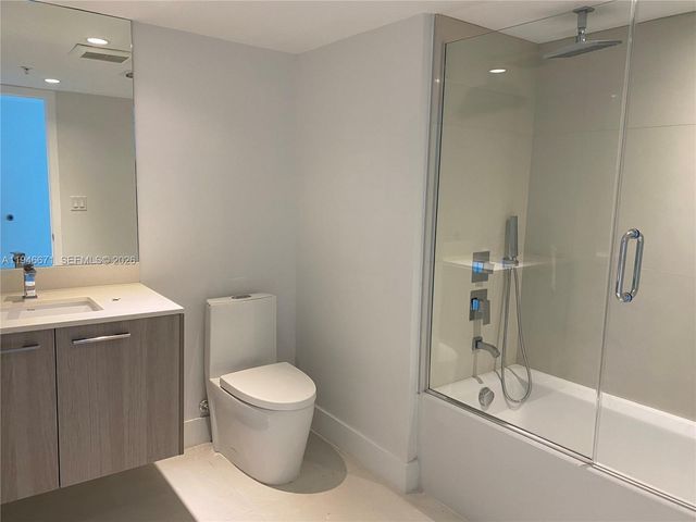 1133 102nd St 503, Bay Harbor Islands, FL 33154