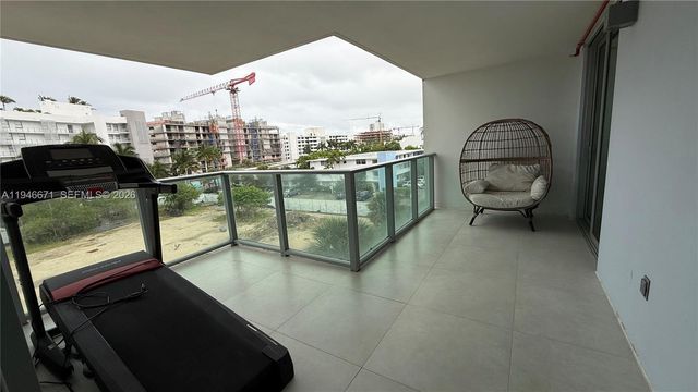 1133 102nd St 503, Bay Harbor Islands, FL 33154