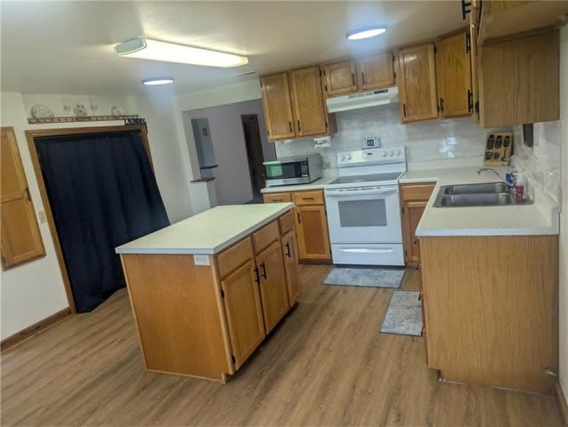 104 S 4th Street, Garden City, MO 64747