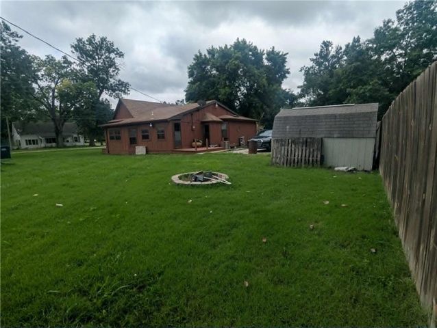 104 S 4th Street, Garden City, MO 64747