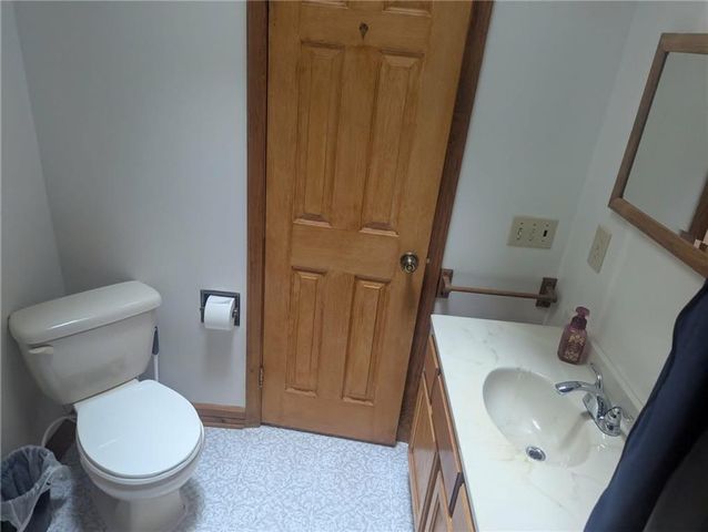 104 S 4th Street, Garden City, MO 64747