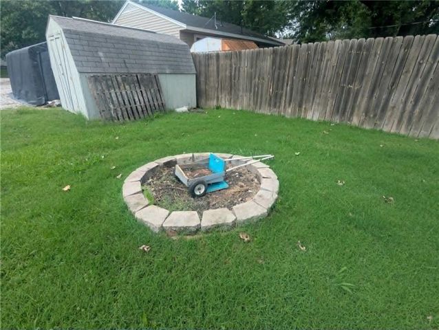 104 S 4th Street, Garden City, MO 64747