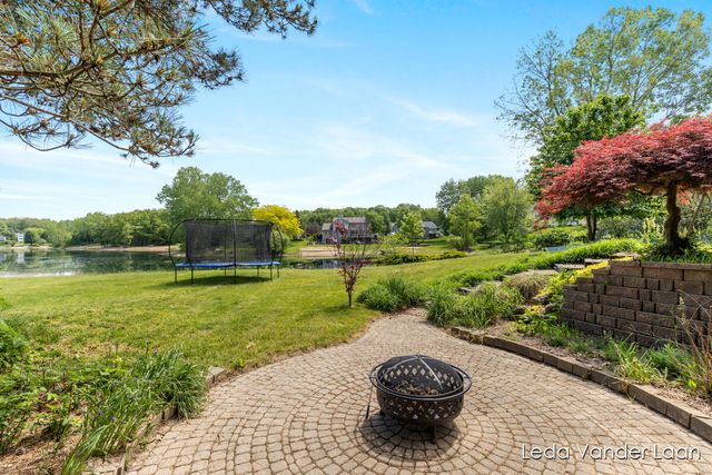 7250 Loma Linda Drive, Rockford, MI 49341