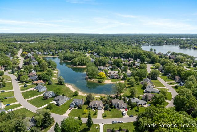 7250 Loma Linda Drive, Rockford, MI 49341