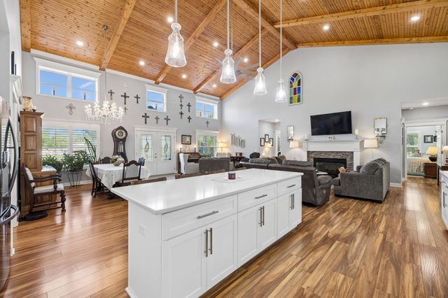 6322 Jim Cummings Hwy, Bradyville, TN 37026