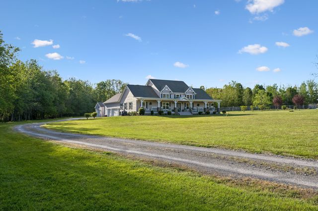 6322 Jim Cummings Hwy, Bradyville, TN 37026