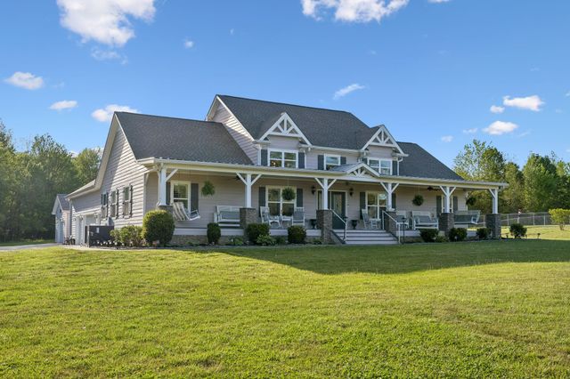 6322 Jim Cummings Hwy, Bradyville, TN 37026