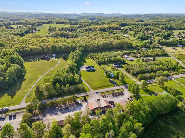 6322 Jim Cummings Hwy, Bradyville, TN 37026