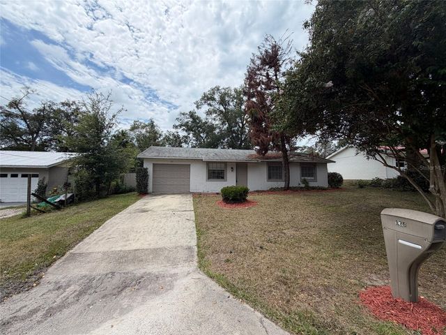 976 LISKEARD AVENUE, Orange City, FL 32763