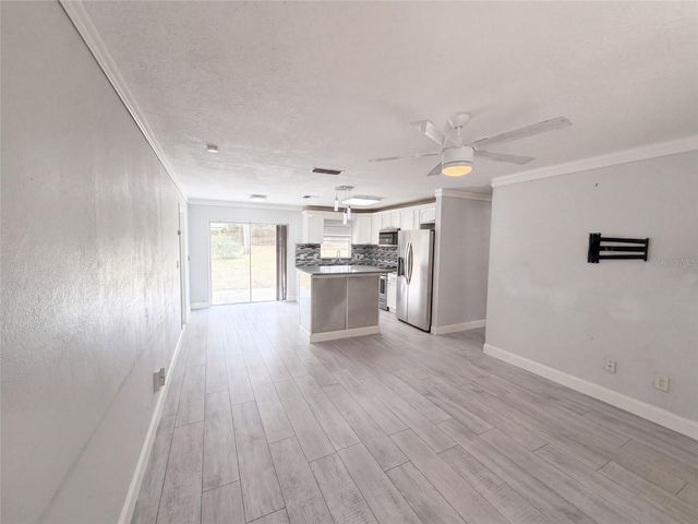 976 LISKEARD AVENUE, Orange City, FL 32763