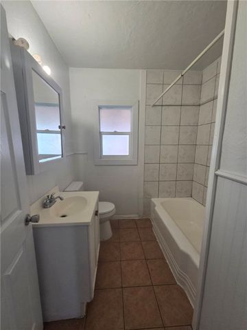 709 E Caesar Ave, Kingsville, TX 78363