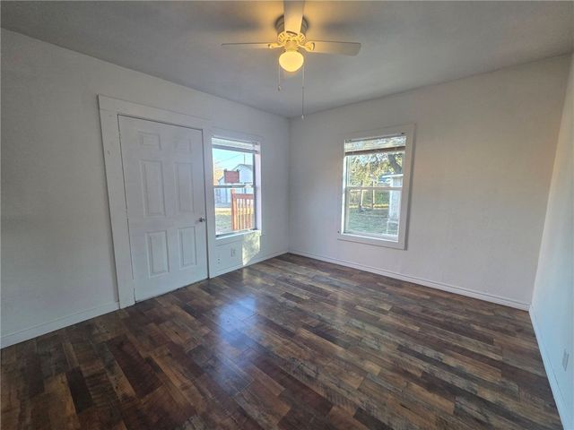 709 E Caesar Ave, Kingsville, TX 78363