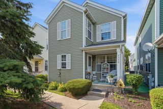 2348 Woodhill Court, Plainfield, IL 60586